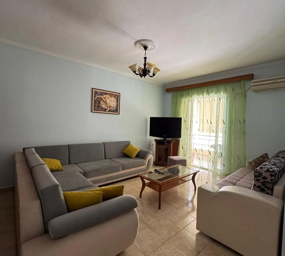 Magda Apartments Sarandë 0*,
